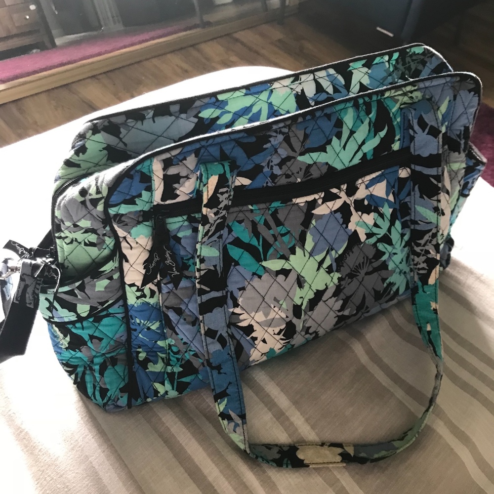 Vera Bradley Diaper bag excellent condition!!!